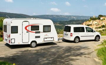 Versicherungen für zugelassene Wohnwagen im Vergleich